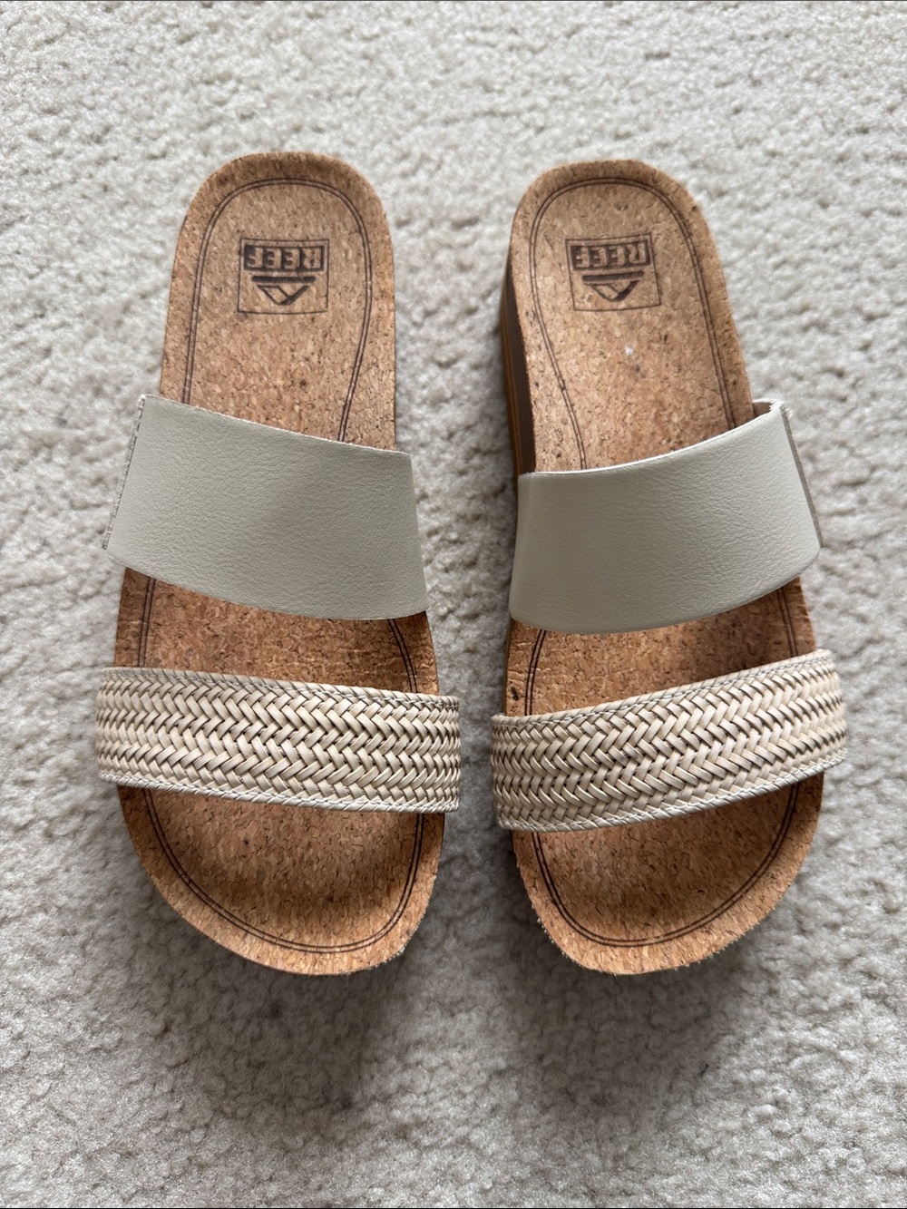 Reef Cushion Vista Hi Two-Strap Cork Slide Sandals Natural size 7.5